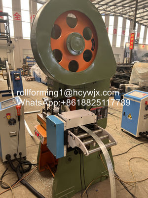 কাস্টমাইজড প্রোফাইল জিআই ড্রাইওয়াল সিস্টেম রোল ফর্মিং মেশিন