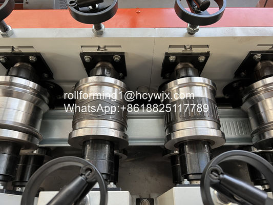 কাস্টমাইজযোগ্য ফিড প্রস্থ শাটার ডোর রোল মোডিং মেশিন জন্য পুরু 0.8-1.2mm