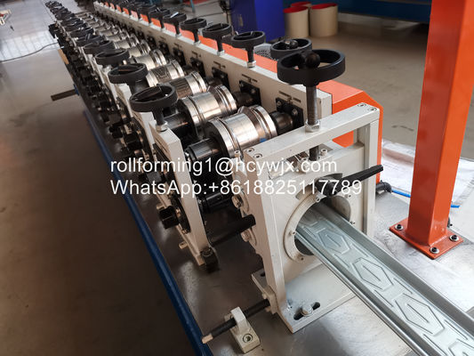 কাস্টমাইজযোগ্য ফিড প্রস্থ শাটার ডোর রোল মোডিং মেশিন জন্য পুরু 0.8-1.2mm