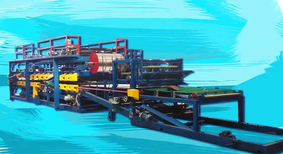 ফোম ছাদ স্যান্ডউইচ প্যানেল উত্পাদন লাইন 32kW মোটর 45000 * 2500 * 2500mm