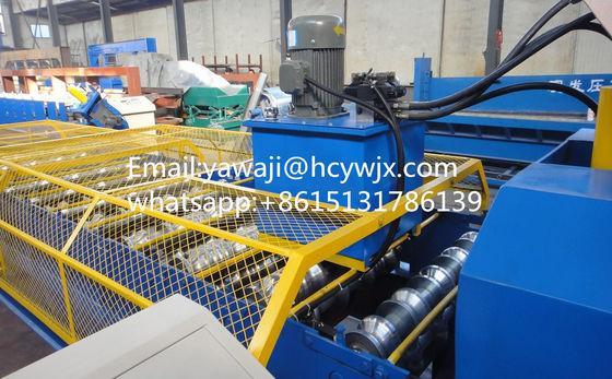 টেকসই চেইন ড্রাইভ ট্রাপিজয়েডাল রঙের গ্লাসযুক্ত ছাদ টাইলস রোল ফর্মিং মেশিন 70 মিমি শাফ্ট ব্যাসার্ধ সহ